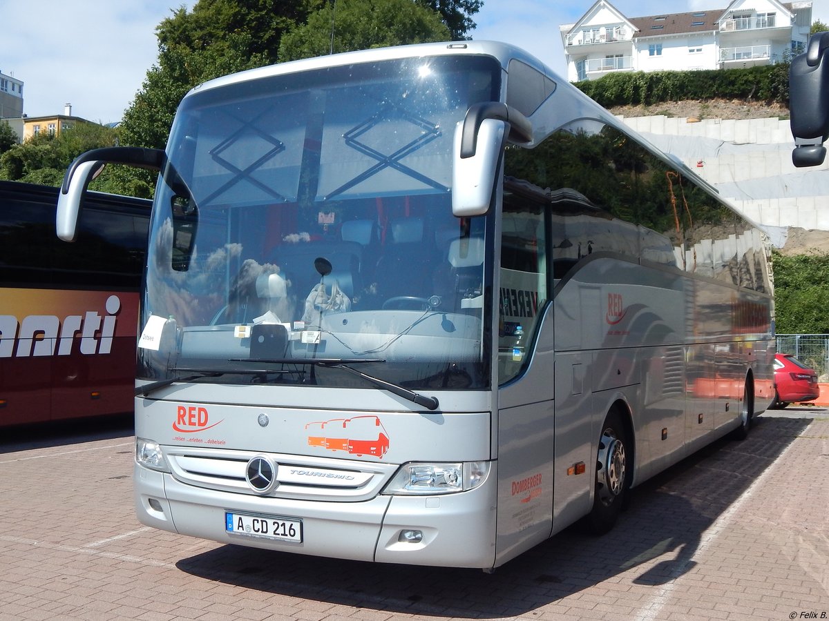 Mercedes Tourismo von Domberger aus Deutschland im Stadthafen Sassnitz.