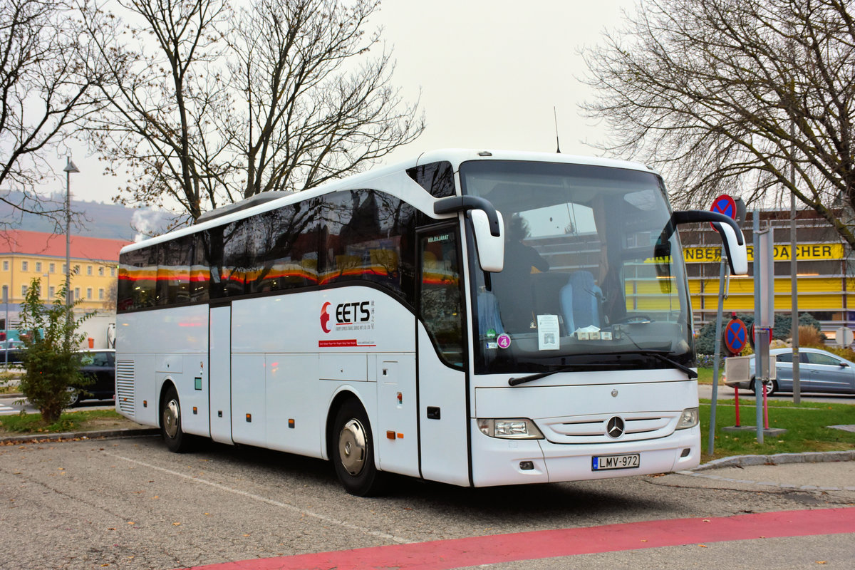 Mercedes Tourismo von EETS aus Ungarn in Krems.