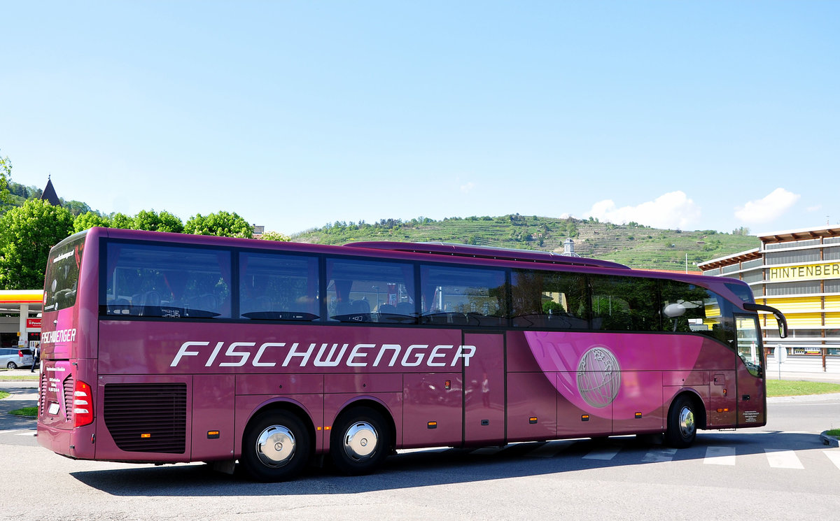 Mercedes Tourismo von Fischwenger Reisen aus sterreich in Krems gesehen.