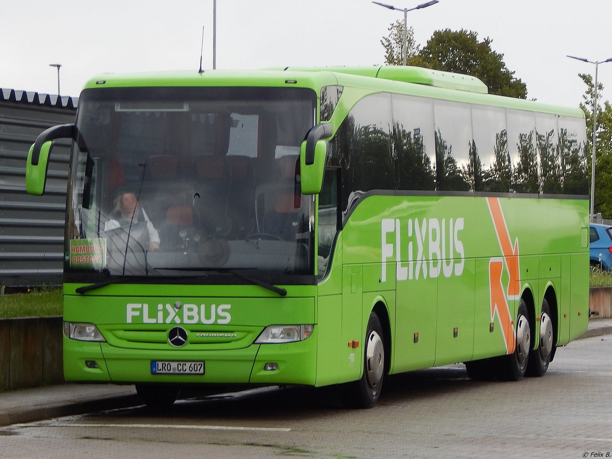 Mercedes Tourismo von Flixbus/Joost's aus Deutschland in Rostock. 