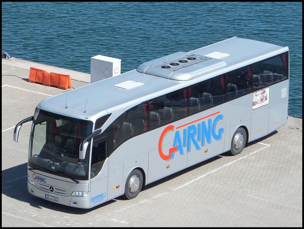 Mercedes Tourismo von Gairing aus Deutschland im Stadthafen Sassnitz.