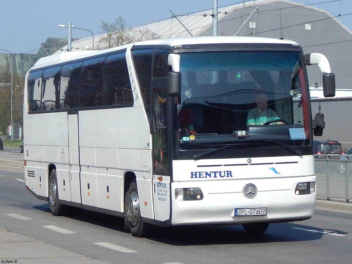 Mercedes Tourismo von Hentur aus Polen in Stettin.