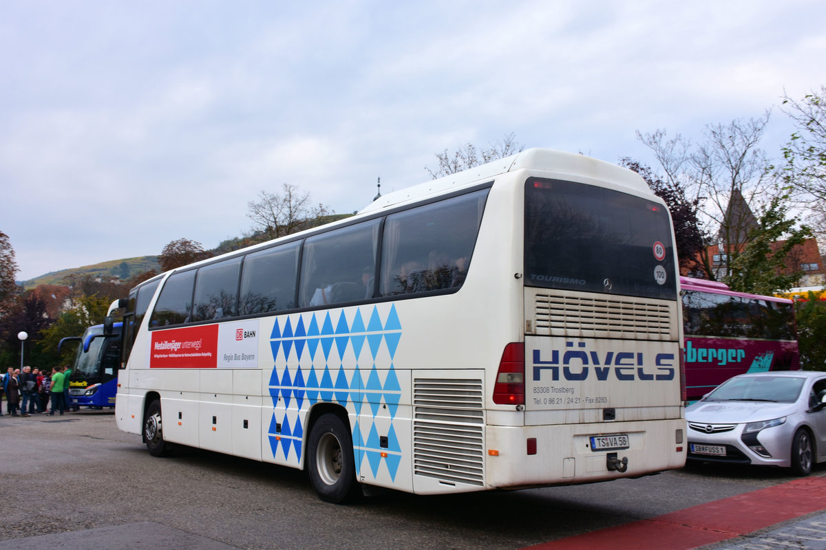 Mercedes Tourismo von HVELS Reisen aus der BRD in Krems.