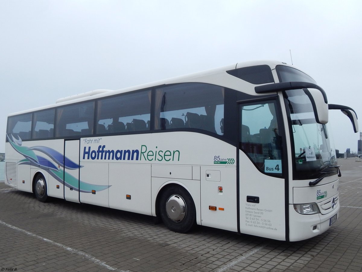 Mercedes Tourismo von Hoffmann Reisen aus Deutschland im Stadthafen Sassnitz.