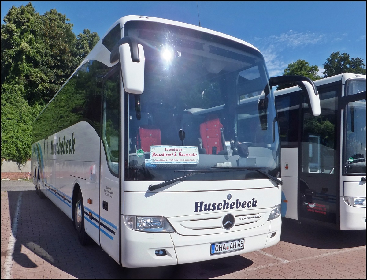 Mercedes Tourismo von Huschebeck aus Deutschland im Stadthafen Sassnitz.