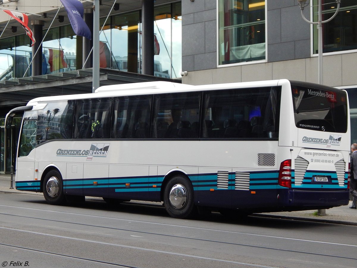 Mercedes Tourismo K von Grenzenlos Reisen aus Deutschland in Berlin.