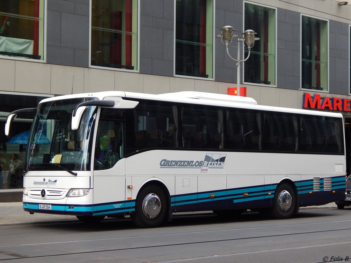 Mercedes Tourismo K von Grenzenlos Reisen aus Deutschland in Berlin.