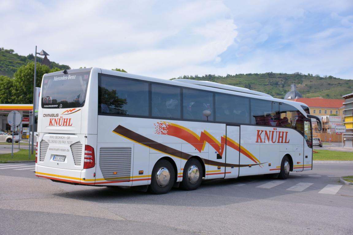 Mercedes Tourismo von KNHL Reisen aus der BRD in Krems.