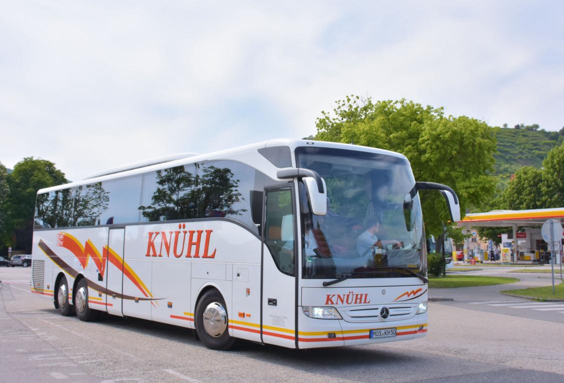 Mercedes Tourismo von KNHL Reisen aus der BRD in Krems.