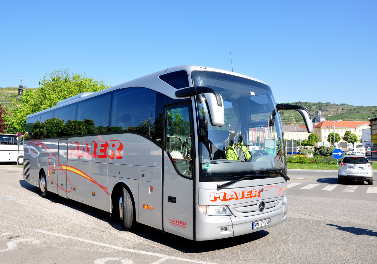 Mercedes Tourismo von Maier Reisen aus der BRD in Krems gesehen.