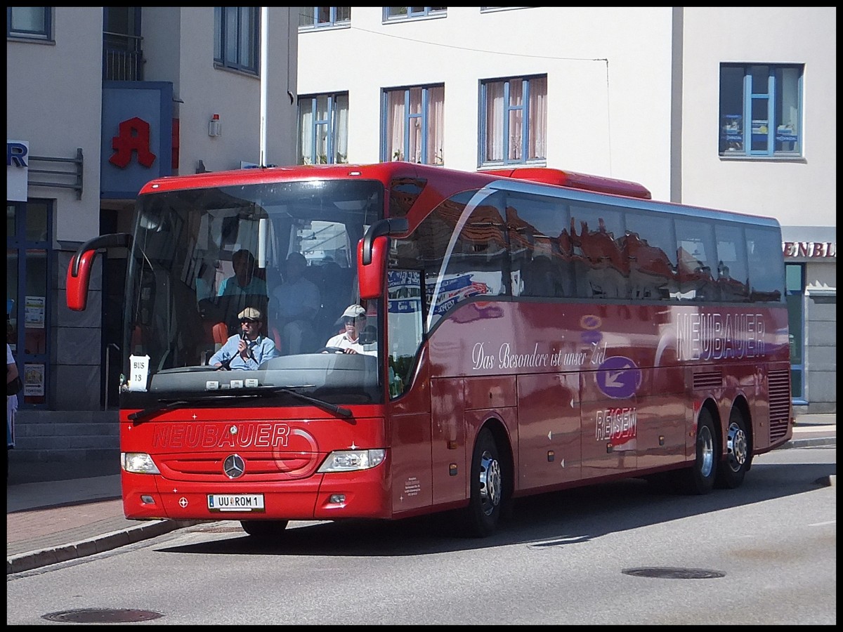 Mercedes Tourismo von Neubauer aus sterreich im Stadthafen Sassnitz.