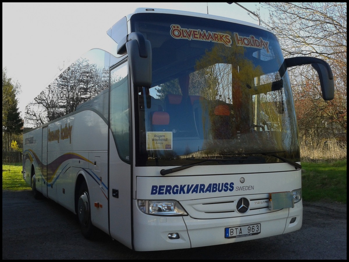 Mercedes Tourismo von lvemarks Holiday aus Schweden in Bergen.