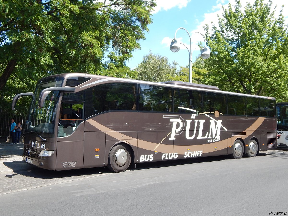 Mercedes Tourismo von Pülm aus Deutschland in Berlin.