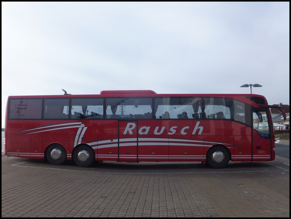 Mercedes Tourismo von Rausch aus Deutschland im Stadthafen Sassnitz.