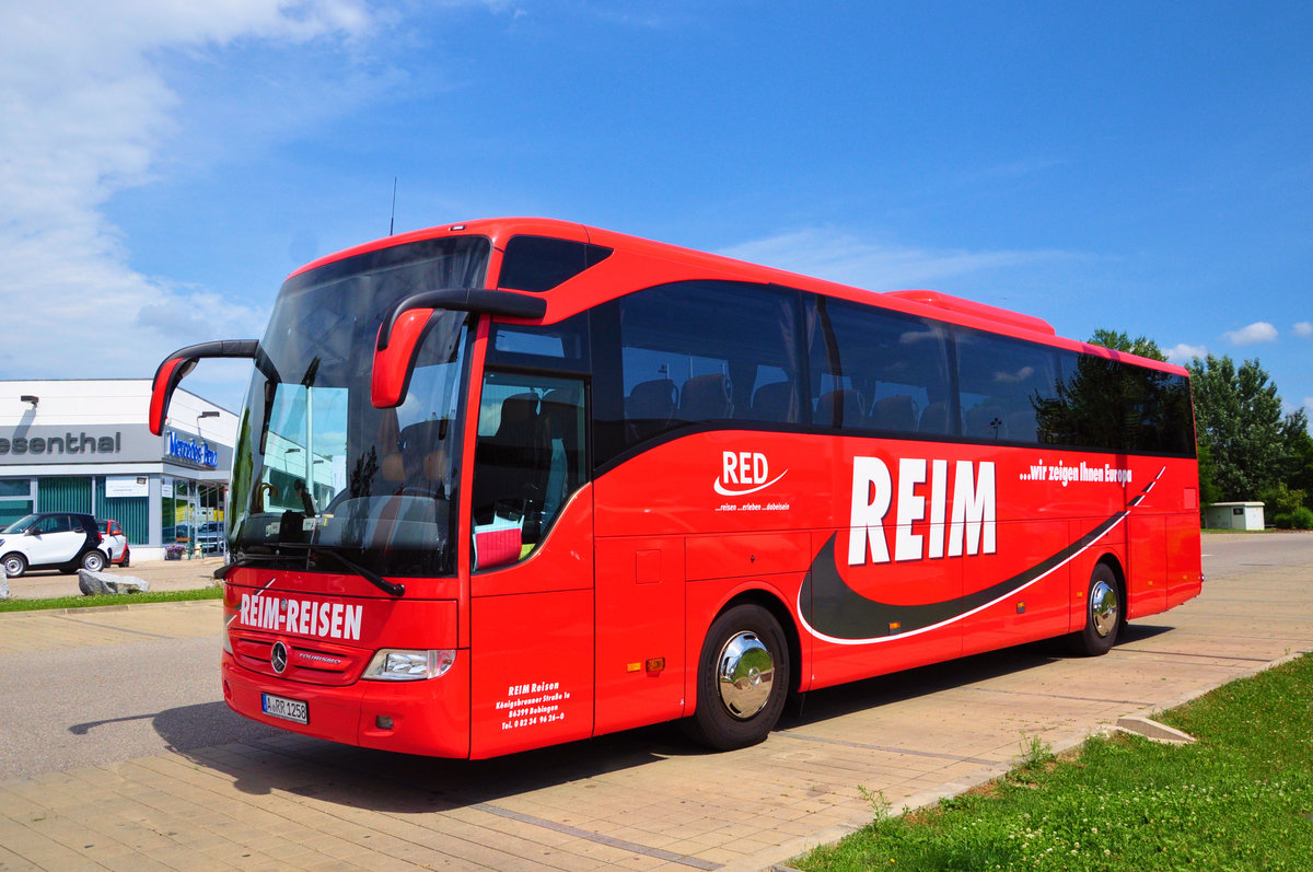 Mercedes Tourismo von REIM Reisen aus der BRD in Krems gesehen.