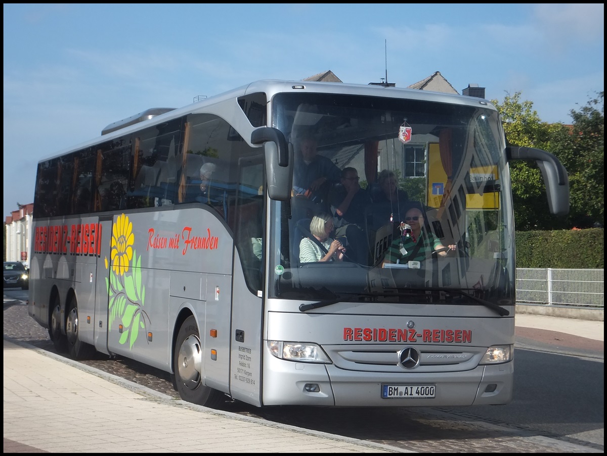 Mercedes Tourismo von Residenz-Reisen aus Deutschland in Sassnitz.