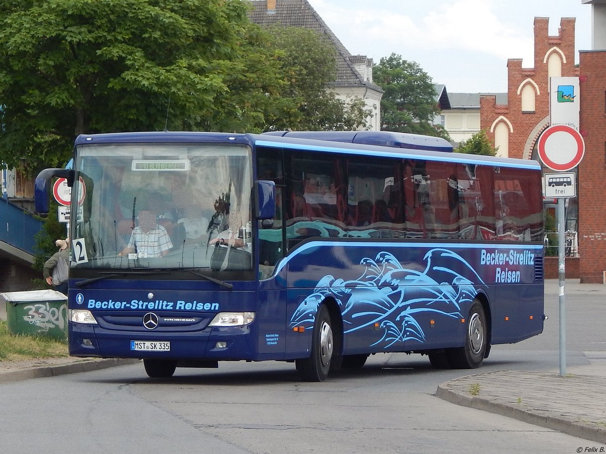 Mercedes Tourismo RH von Becker-Strelitz Reisen aus Deutschland in Neubrandenburg.