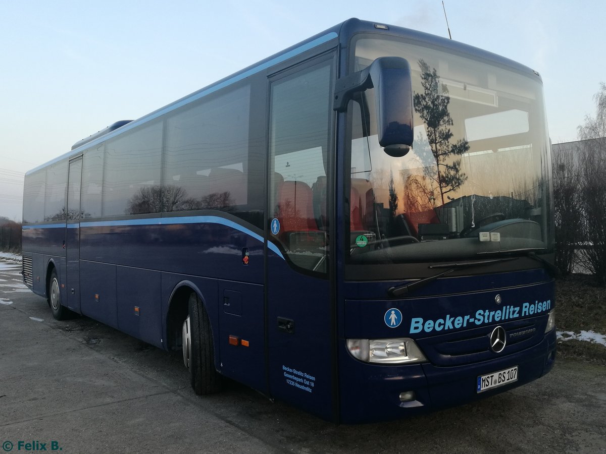 Mercedes Tourismo RH von Becker-Strelitz-Reisen aus Deutschland in Neubrandenburg.