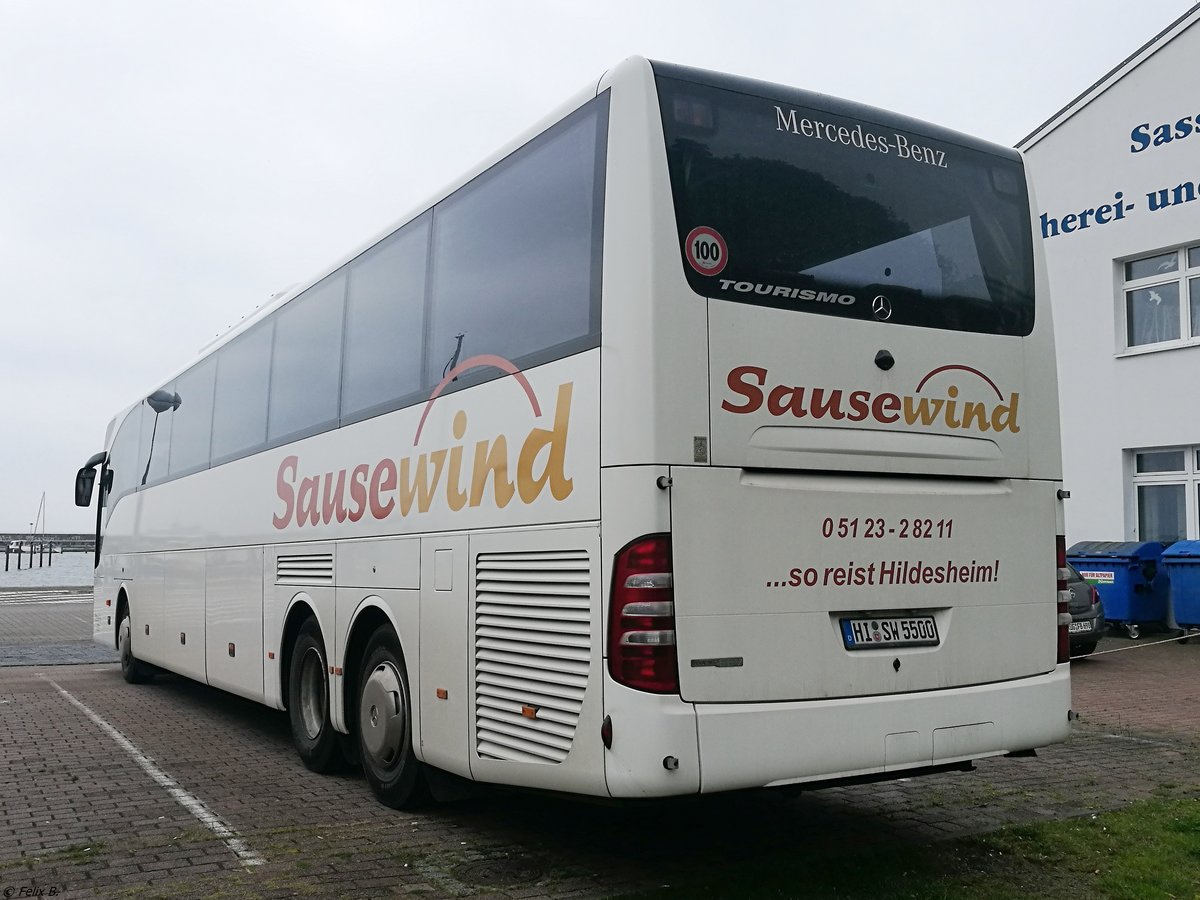 Mercedes Tourismo von Sausewind aus Deutschland im Stadthafen Sassnitz.