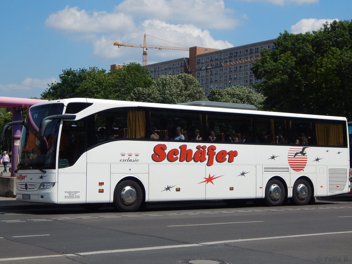 Mercedes Tourismo von Schäfer aus Deutschland in Berlin.