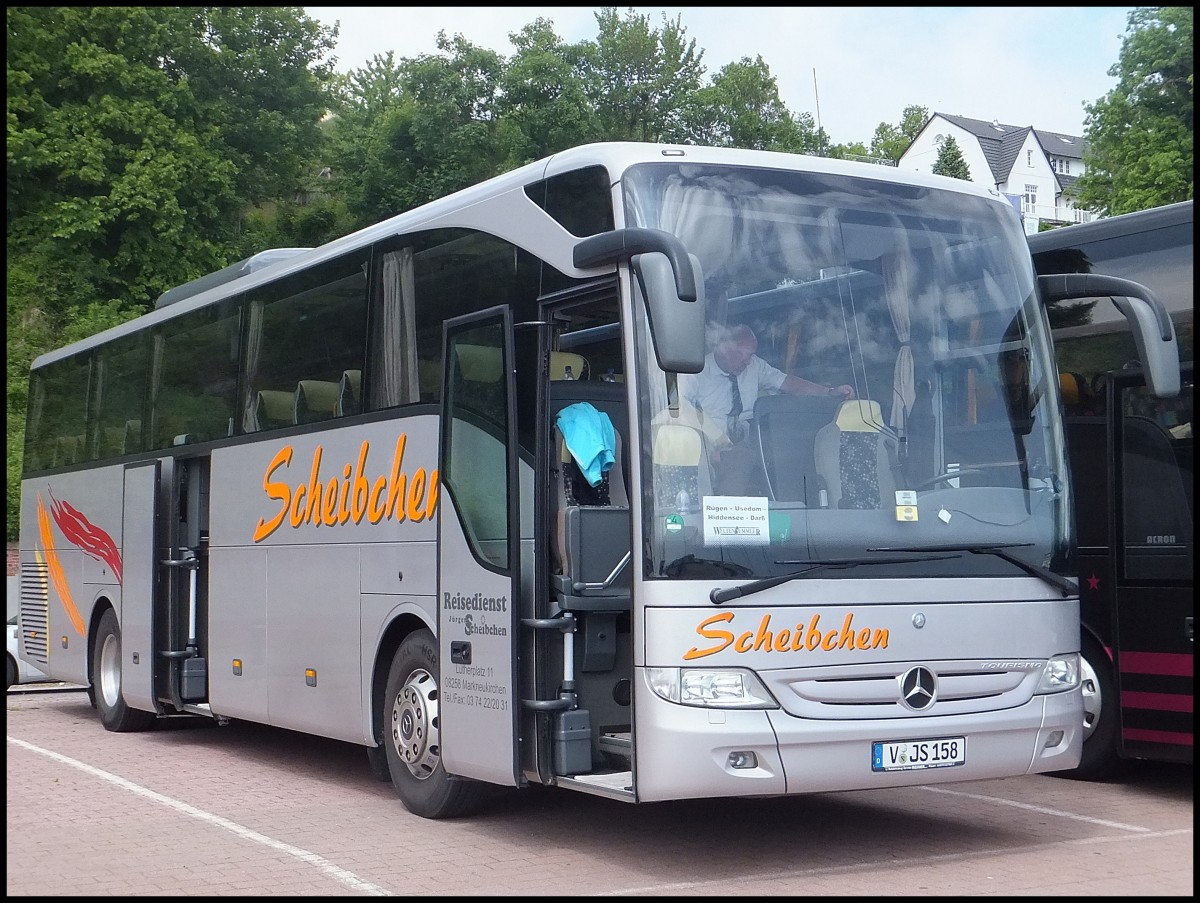 Mercedes Tourismo von Scheibchen aus Deutschland im Stadthafen Sassnitz.