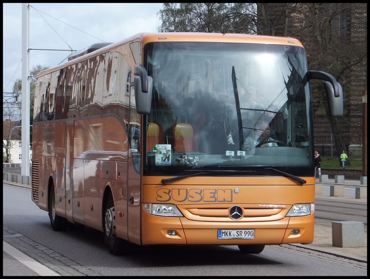 Mercedes Tourismo von Susen aus Deutschland in Rostock.