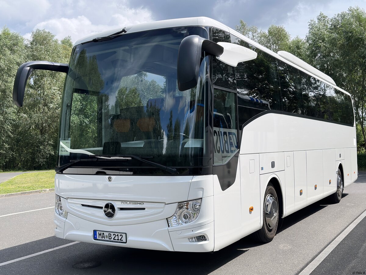 Mercedes Tourismo Vorführwagen aus Deutschland in Plau am See.