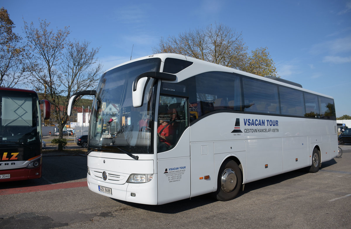 Mercedes Tourismo von Vsacan Tour aus der CZ in Krems.