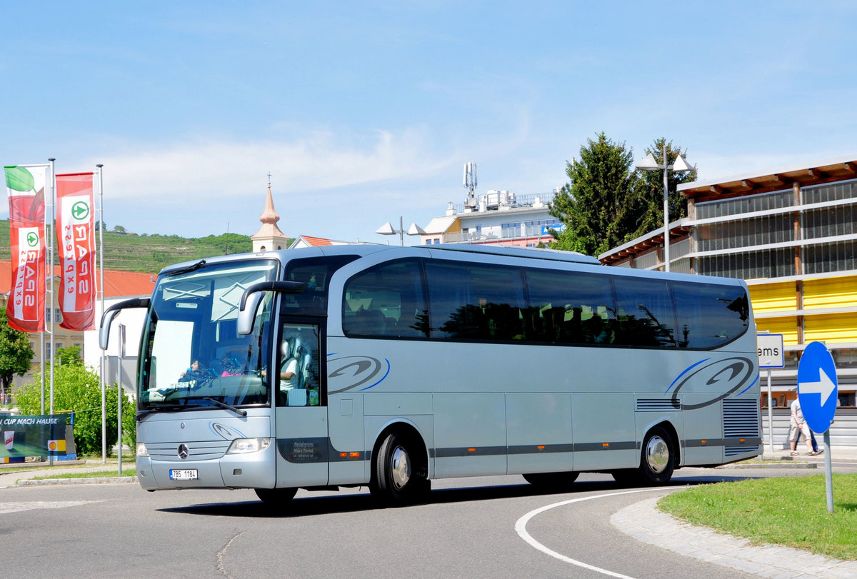 Mercedes Travego aus der CZ in Krems gesehen.