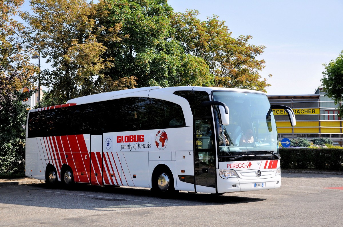 Mercedes Travego aus Italien,Krems im Juli 2013.