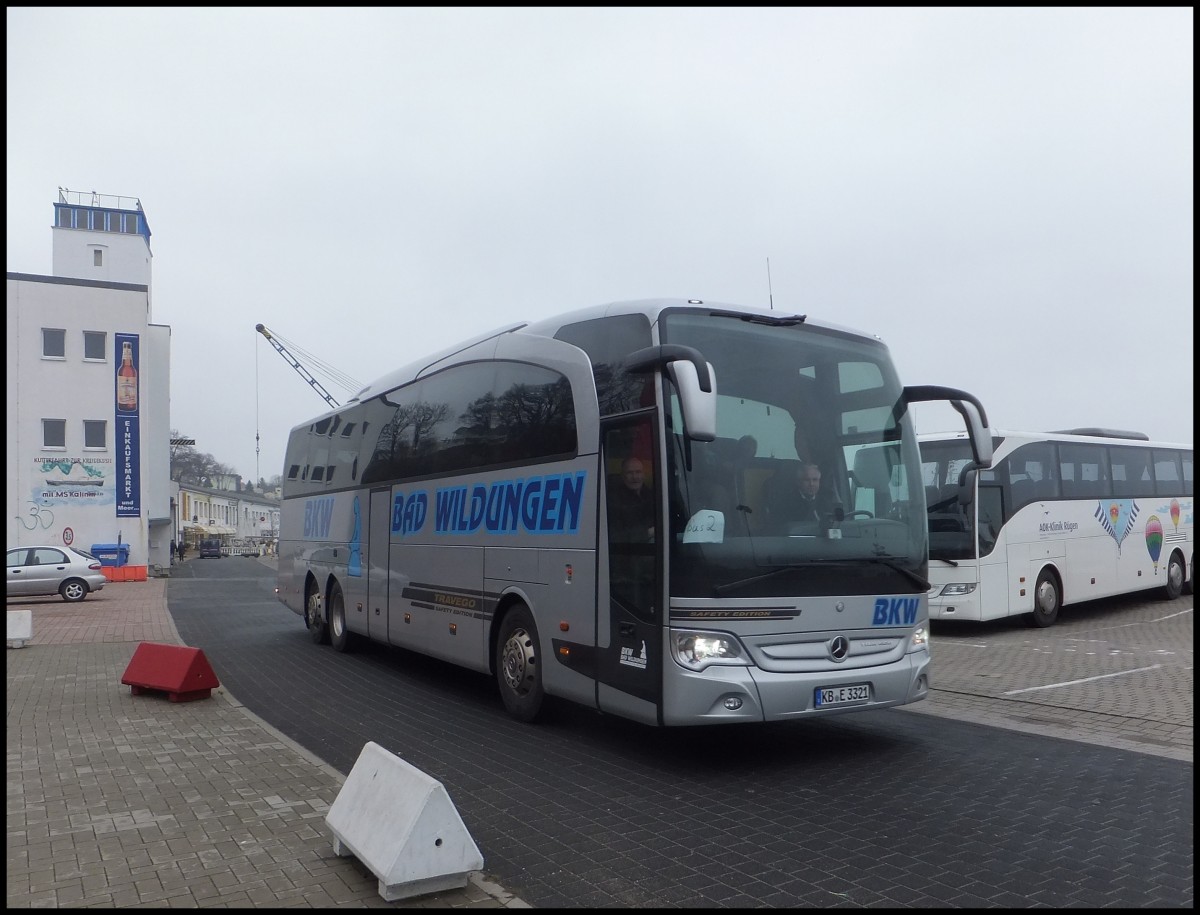 Mercedes Travego von BKW Bad Wildungen aus Deutschland im Stadthafen Sassnitz.