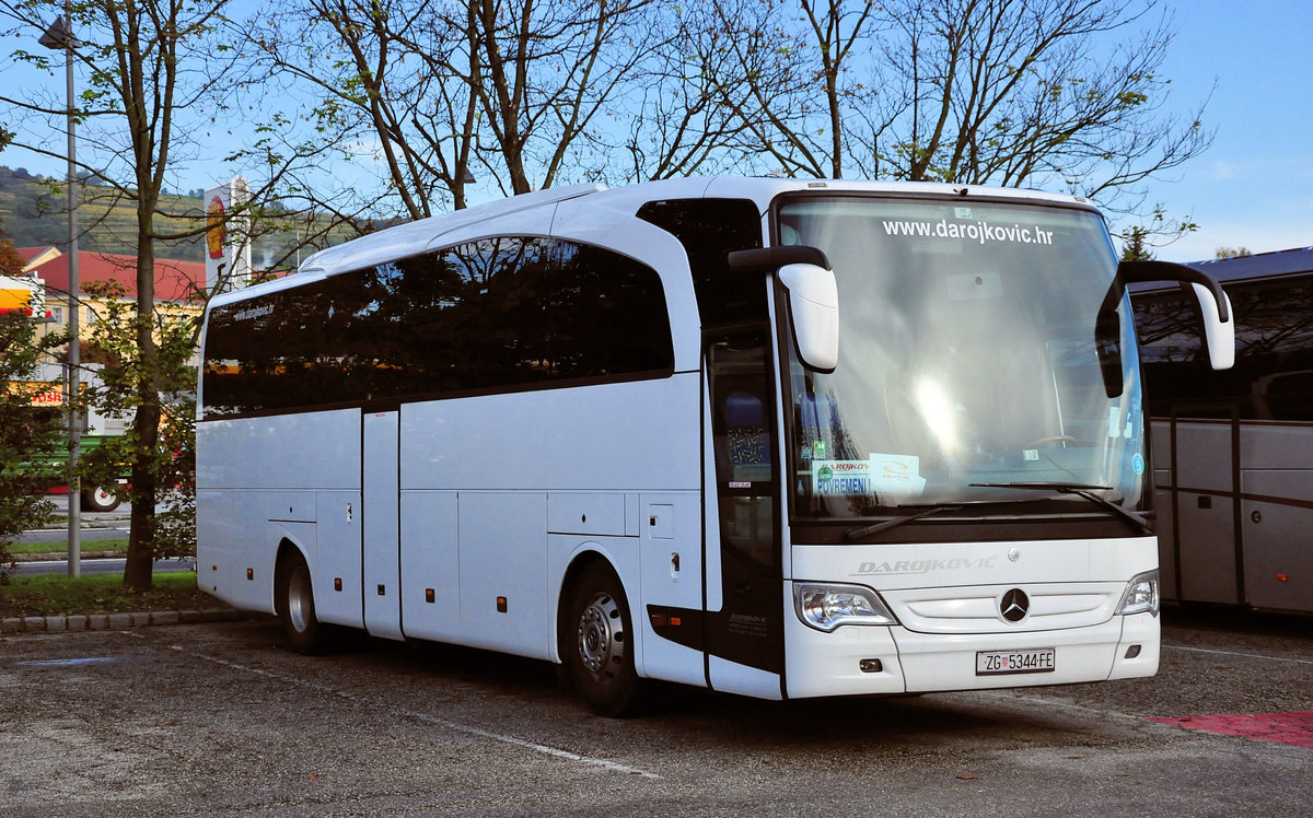 Mercedes Travego von Darojkovic Reisen aus Kroatien in Krems gesehen.