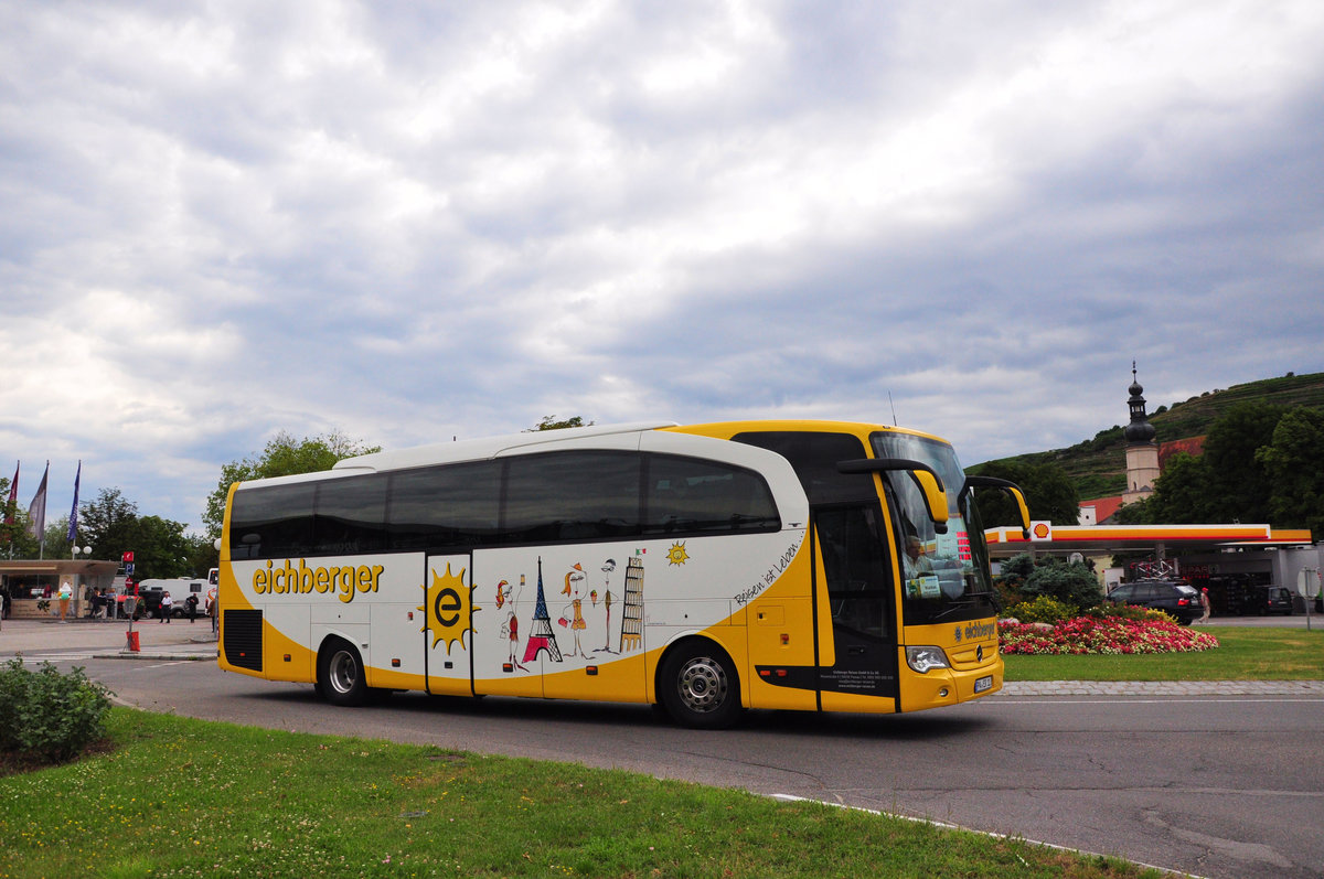 Mercedes Travego von Eichberger Reisen aus der BRD in Krems gesehen.