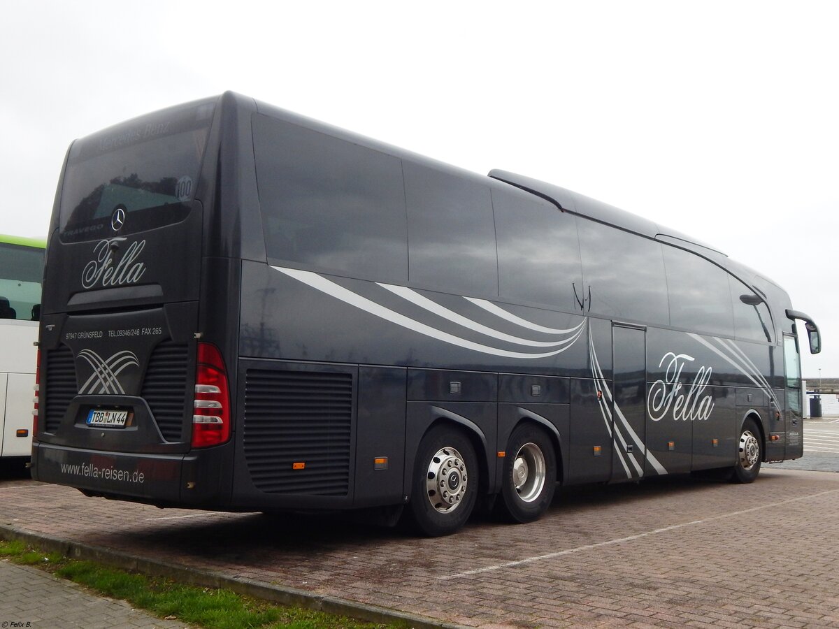 Mercedes Travego von Fella aus Deutschland im Stadthafen Sassnitz.