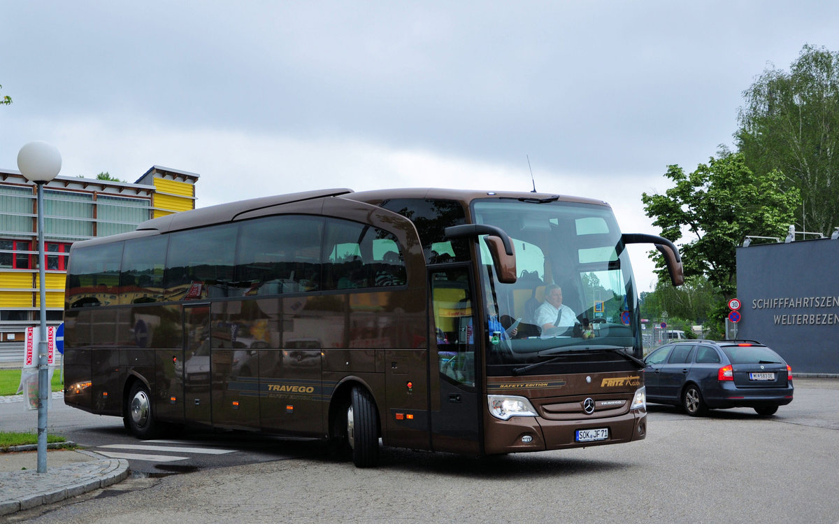 Mercedes Travego von Fritz Reisen aus der BRD in Krems.