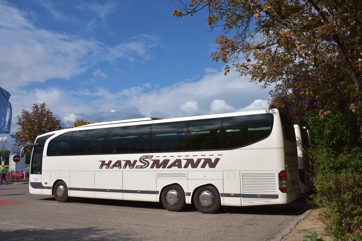 Mercedes Travego von Hansmann Reisen aus der BRD 2017 in Krems.