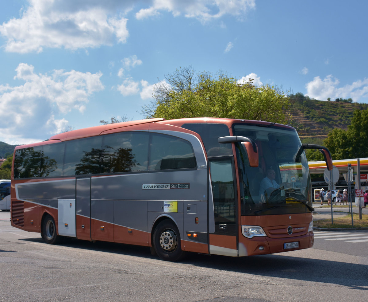 Mercedes Travego von Hengl Reisen aus der BRD 2017 in Krems.