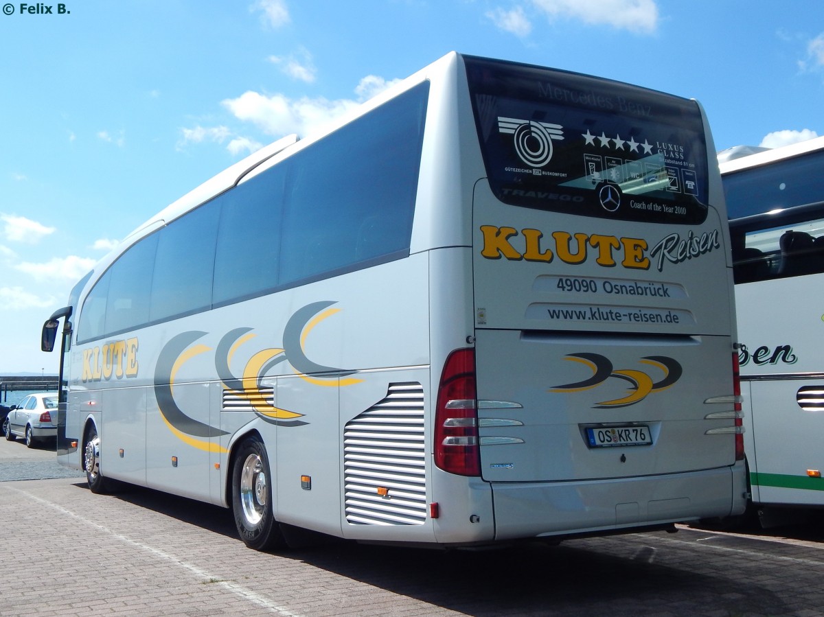 Mercedes Travego von  Klute aus Deutschland im Stadthafen Sassnitz.