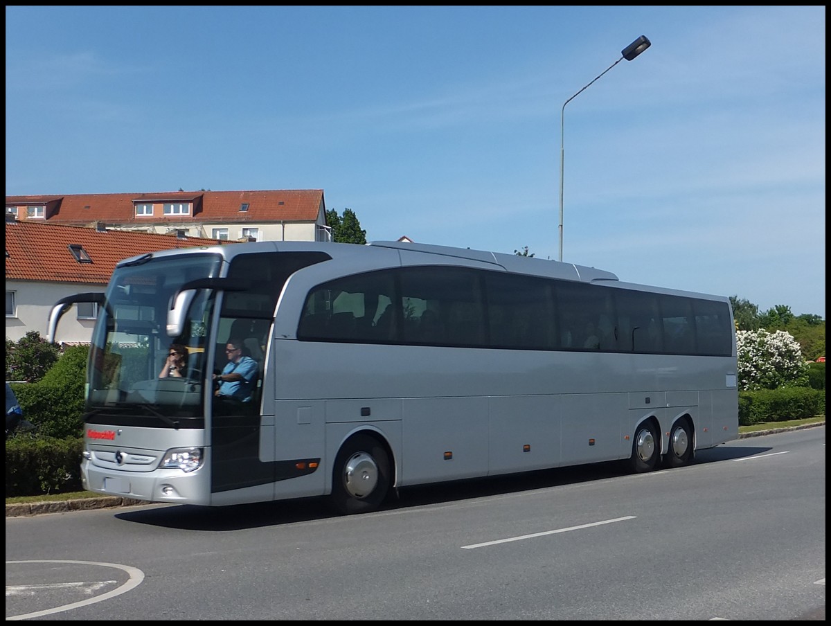 Mercedes Travego von Knipschild aus Deutschland in Sassnitz.