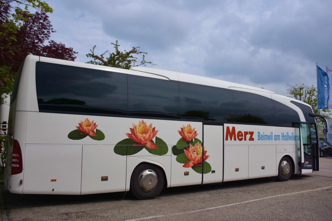 Mercedes Travego von MERZ Reisen aus der CH in Krems.