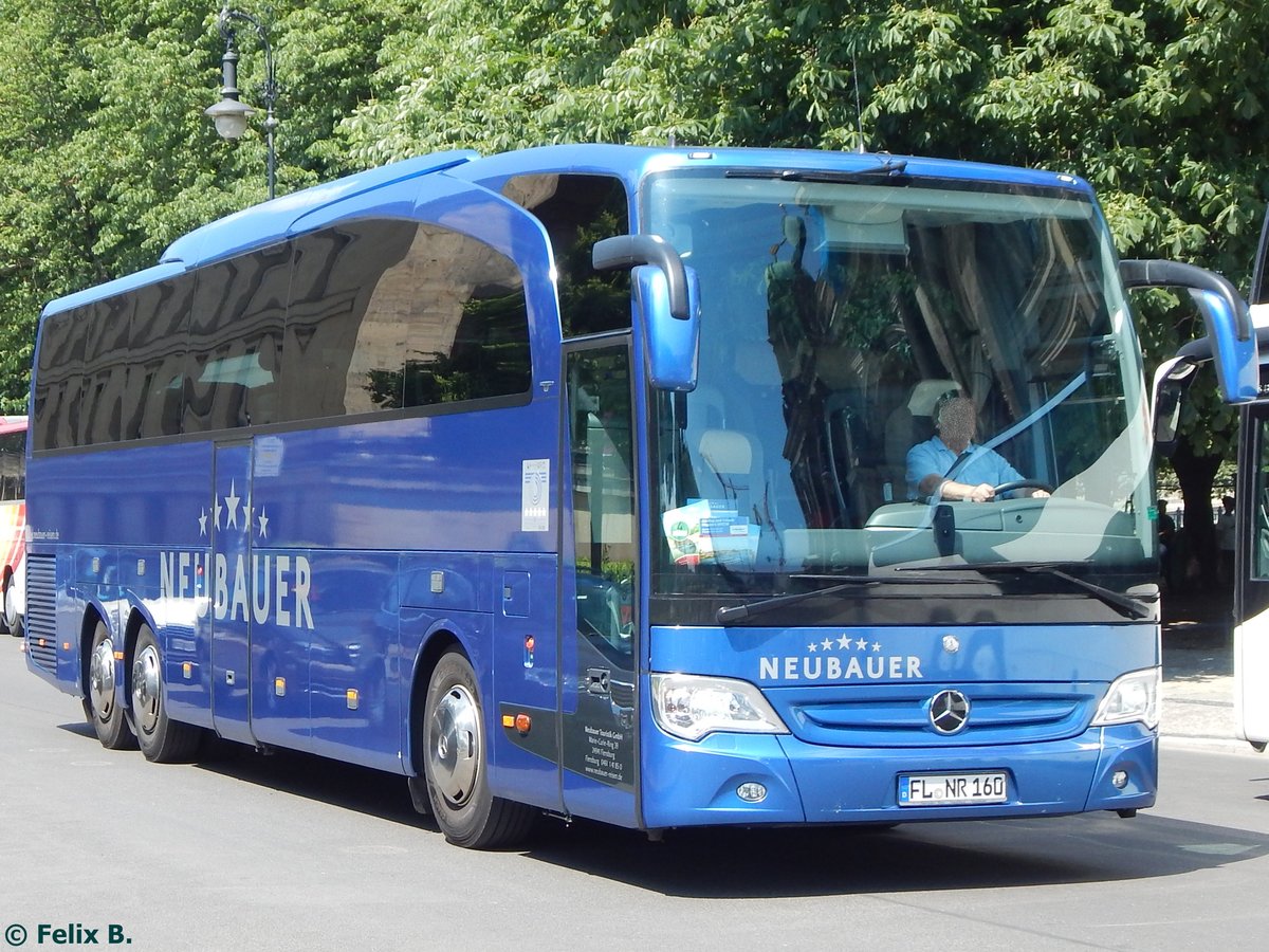 Mercedes Travego von Neubauer-Reisen aus Deutschland in Berlin.