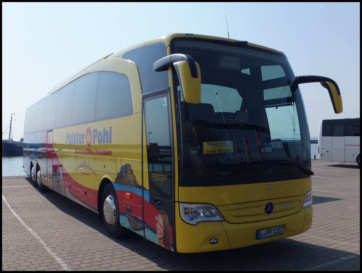 Mercedes Travego von Polster & Pohl aus Deutschland im Stadthafen Sassnitz.