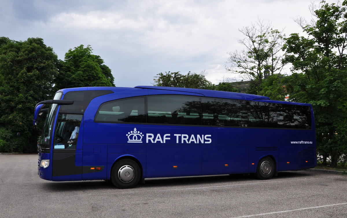 Mercedes Travego von Raf Trans aus PL in Krems gesehen.