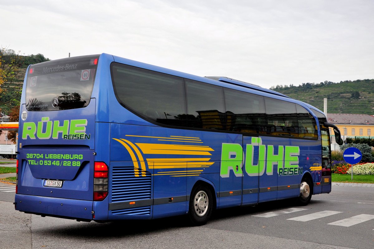 Mercedes Travego von Rhe Reisen aus der BRD in Krems.