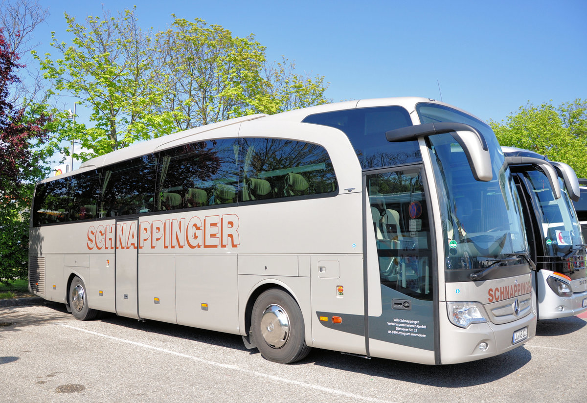 Mercedes Travego von Schnappinger Reisen aus der BRD in Krems gesehen.