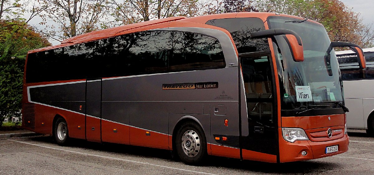 Mercedes Travego Star Edition aus der BRD in Krems gesehen.