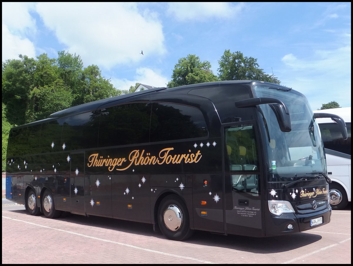 Mercedes Travego von Thüringer Rhön Tourist aus Deutschland im Stadthafen Sassnitz.