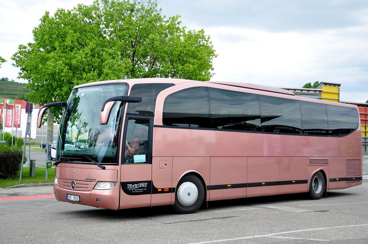 Mercedes Travego von Trans Bus aus der CZ in Krems.