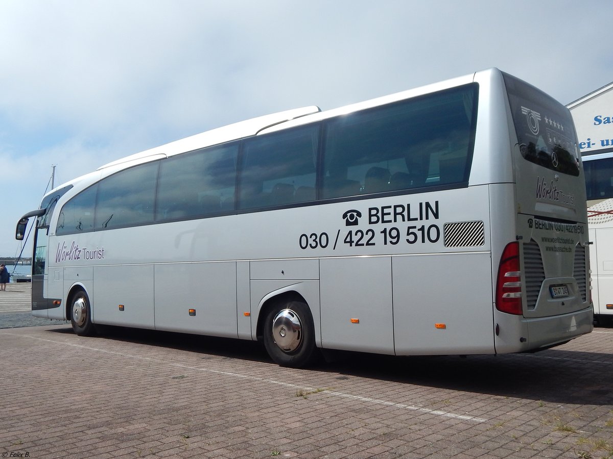 Mercedes Travego von Wörlitz Tourist aus Deutschland im Stadthafen Sassnitz.