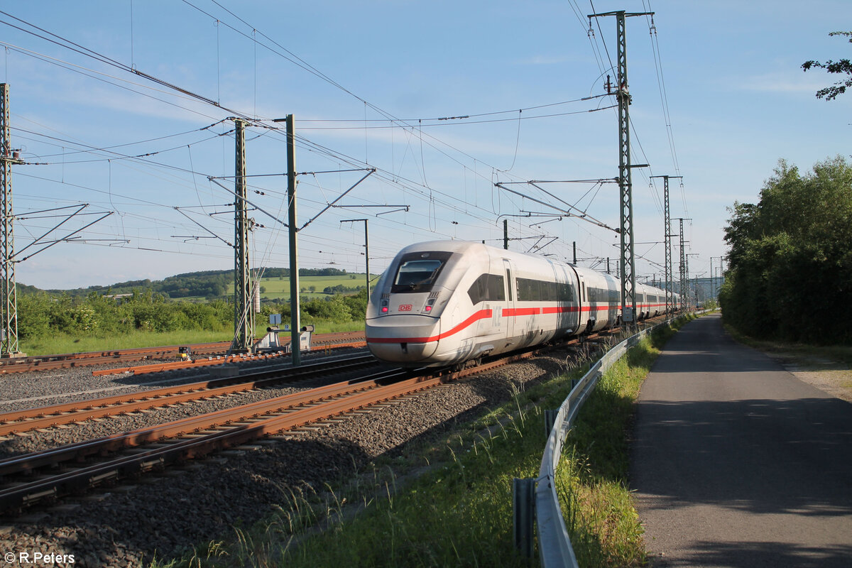 Nachschuss ICE4 0812 052 als ICE 2060 Hamburg - München bei Ebensfeld. 20.05.24